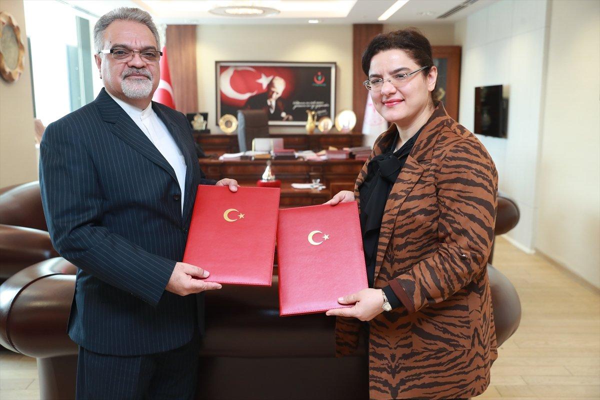 Türkiye'den İran'a koronavirüs yardımı