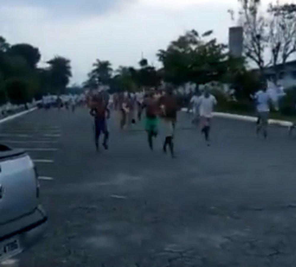 Brezilya'da yüzlerce mahkum firar etti