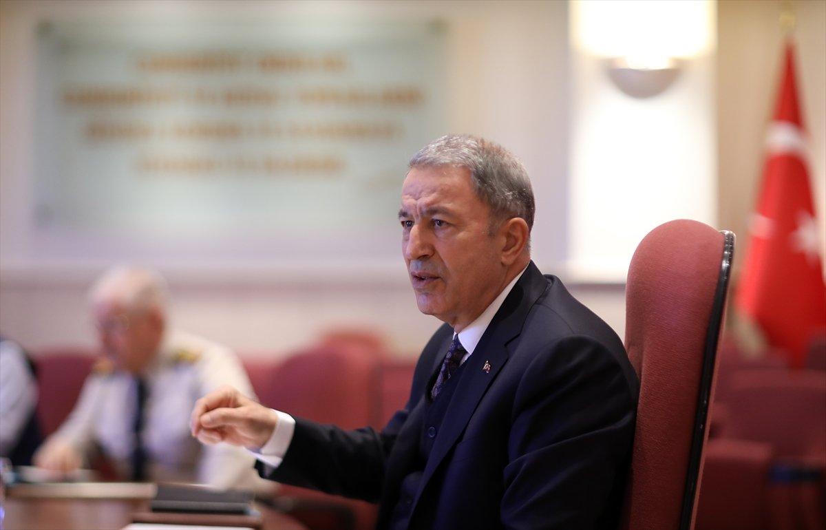 Bakan Hulusi Akar, yeni korona tedbirlerini açıkladı