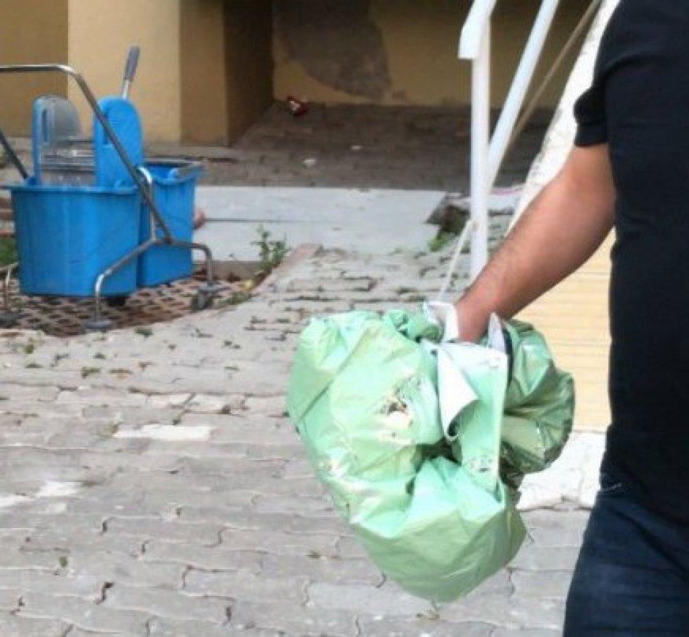 Tuvalette doğurduğu bebeğini portmantoya sakladı