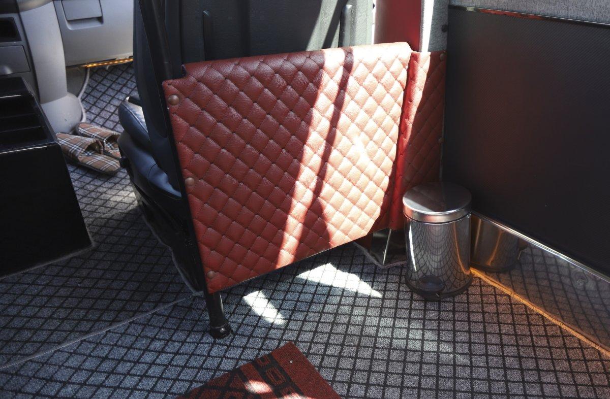 Ankara'da dolmuşuna maske taktı