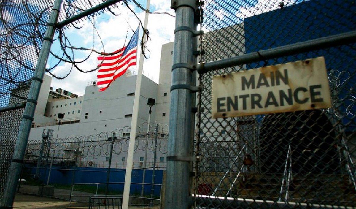 ABD'de virüs nedeniyle on binlerce mahkum tehdit altında