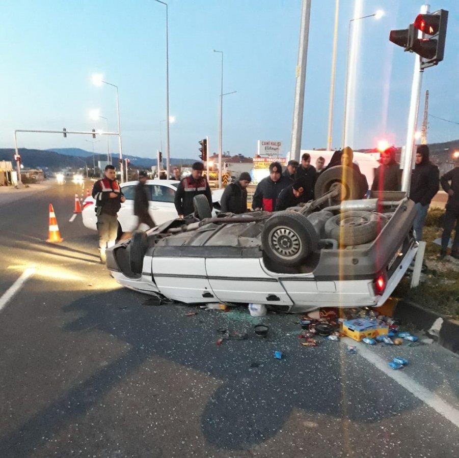 Manisa'da trafik kazası: 5 yaralı
