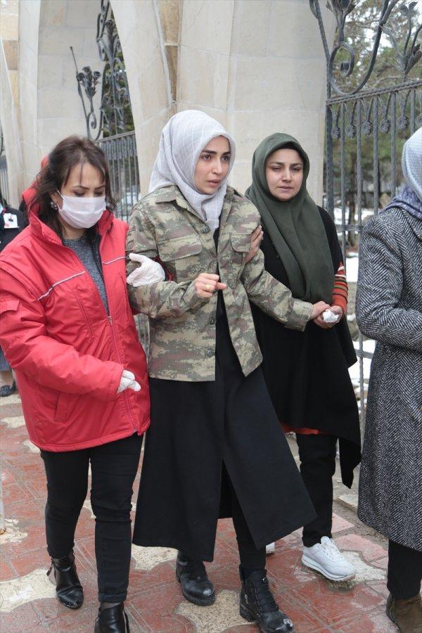 İdlib şehidi Kahramanmaraş'ta son yolculuğuna uğurlandı