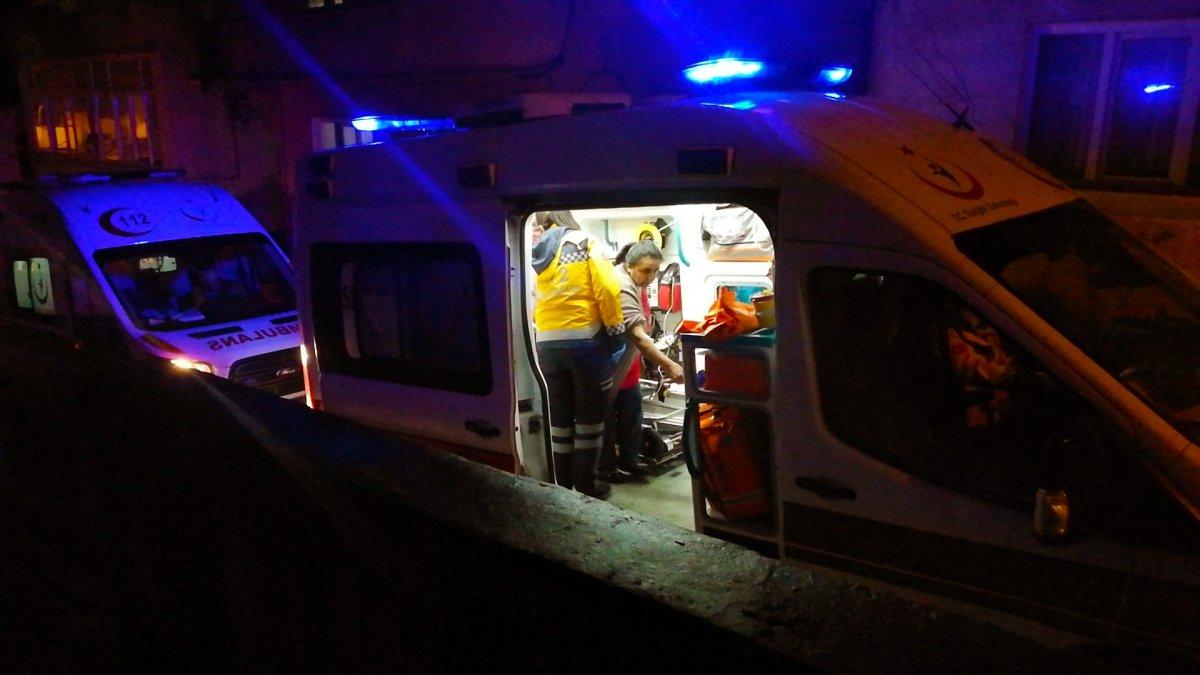 Zonguldak’ta 3 kişi sobadan sızan gazdan zehirlendi