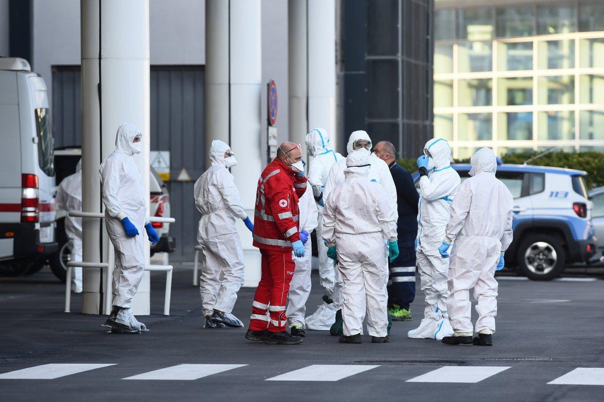 İtalya'da 24 saatte 793 kişi hayatını kaybetti