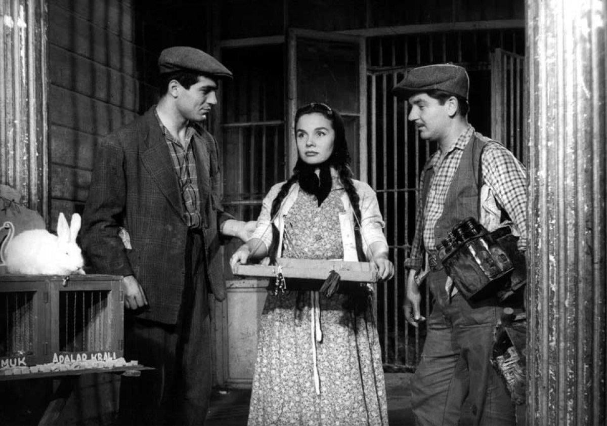 Muhterem Nur kimdir? Muhterem Nur öldü. Müslüm Gürses ile aşkları, biyografisi