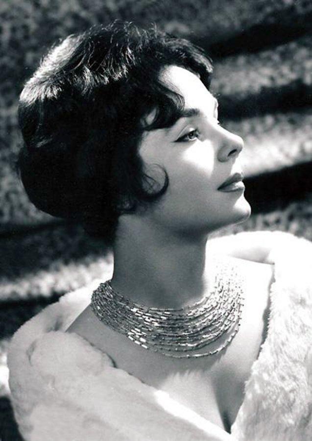 Muhterem Nur kimdir? Muhterem Nur öldü. Müslüm Gürses ile aşkları, biyografisi