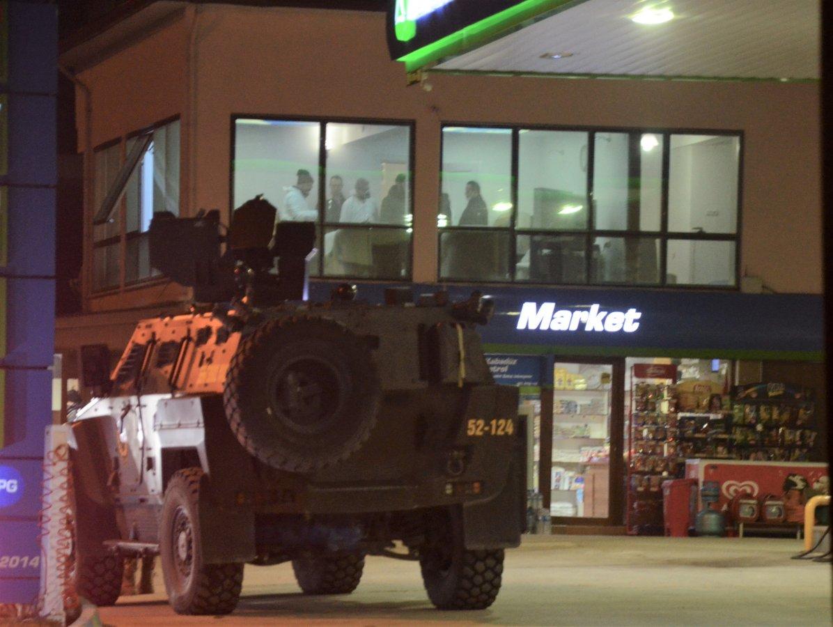 Eski belediye başkanı, 2 kişiyi öldürüp intihara kalkıştı