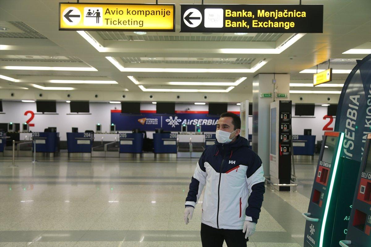 Sırbistan'da mahsur kalan 148 Türk İstanbul'a geliyor