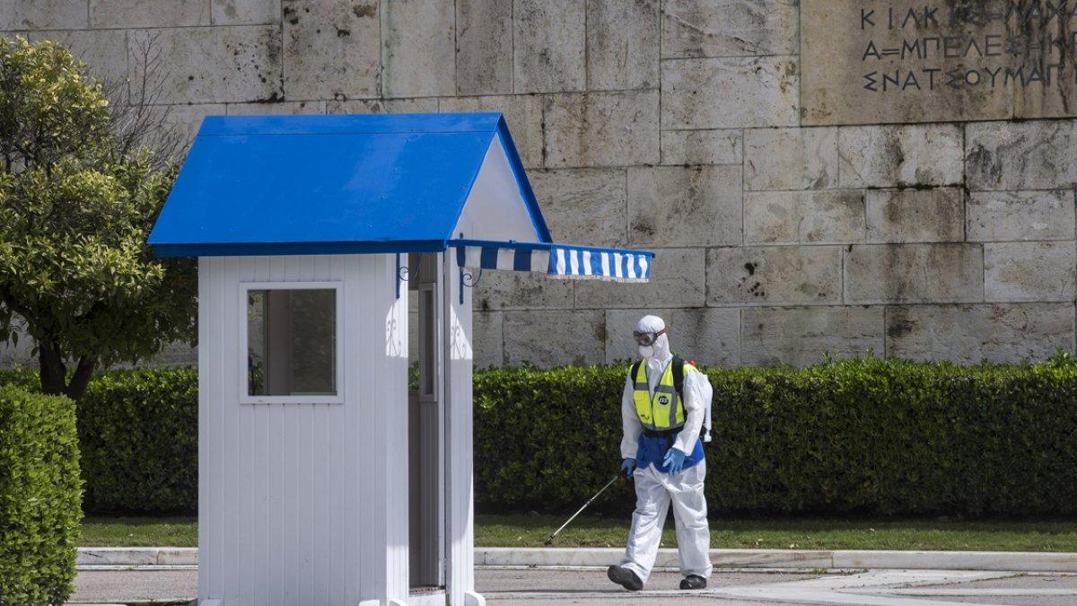 Korona hastalarının yüzde 40'ı hiç belirti göstermiyor