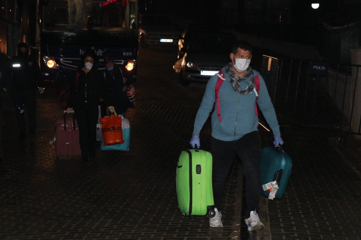 İsveç’ten yurda gelen 23 kişi Bolu’da karantinaya alındı