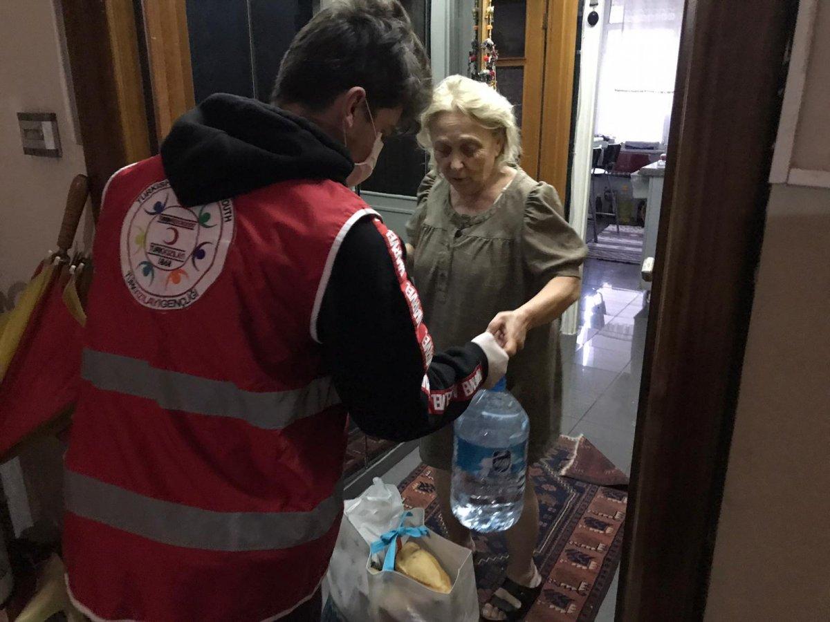 İstanbul Vefa Sosyal Destek Grubu, 4 günde 25 bin kişiye ulaştı