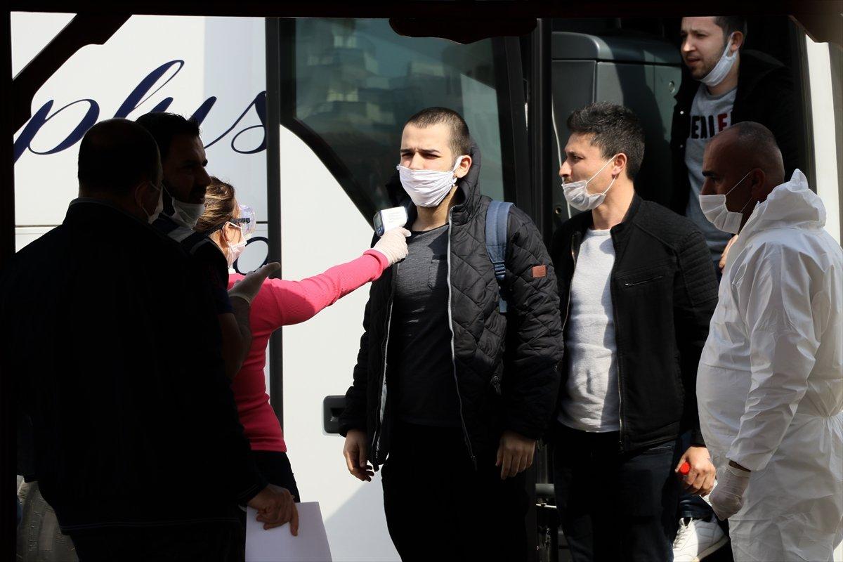 KKTC'den gelenler İskenderun'da yurtlara yerleştirildi