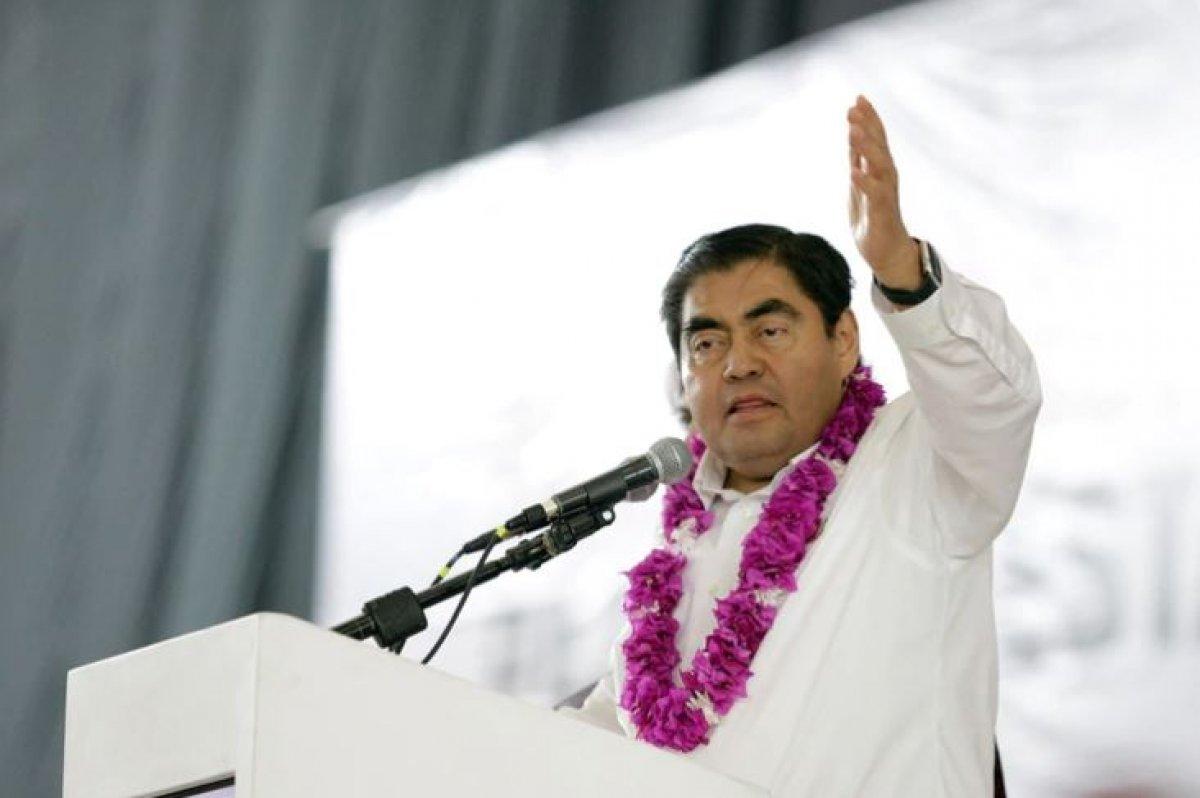 Meksikalı vali: Yoksulların koronaya bağışıklığı var