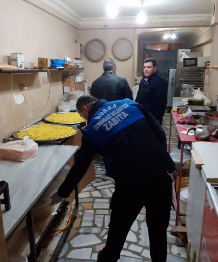 Bursa'da merdiven altı tatlıcıya baskın