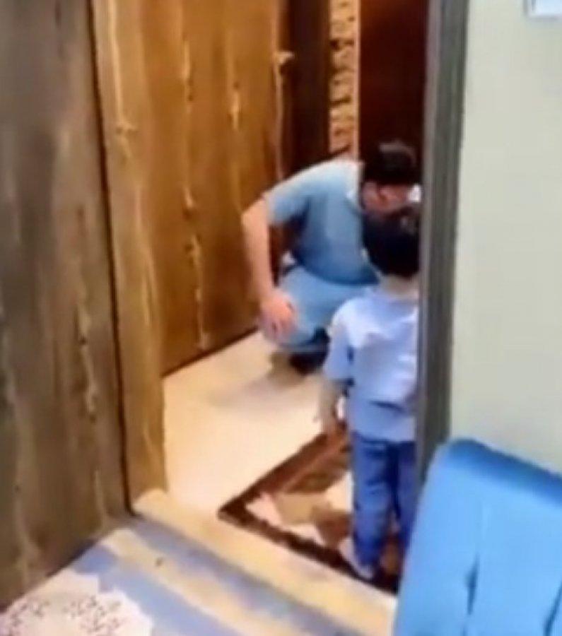 Suudi Arabistan'da çocuğuna sarılamayan doktor