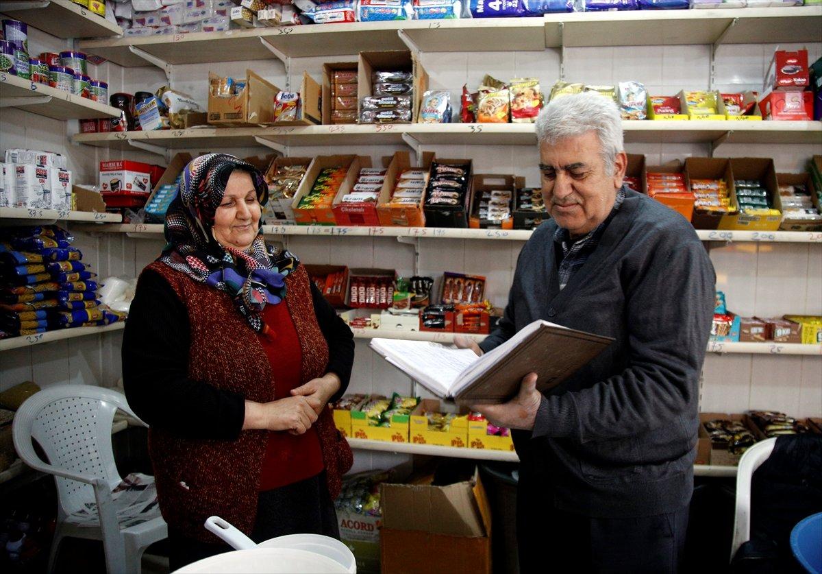 Hatay'da gizli hayırsever, iki bakkalda borçları kapattı