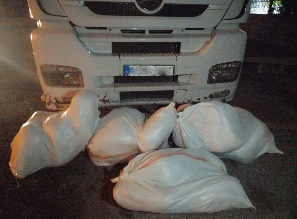 Diyarbakır’da 114 kilo esrar ele geçirildi