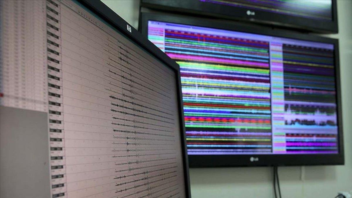 İran'ın güneydoğusunda 5.4 büyüklüğünde deprem