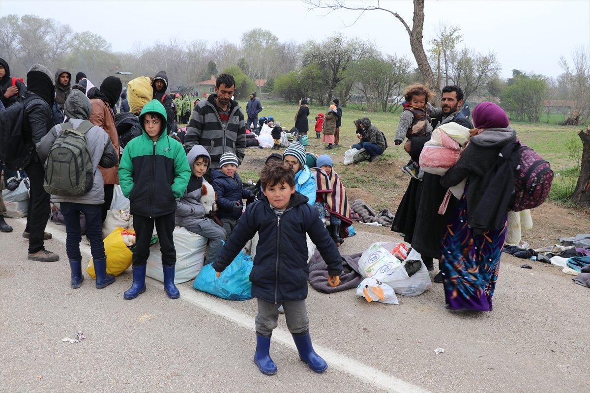 Mülteciler umudunu yitirdi, sınırdan ayrıldı