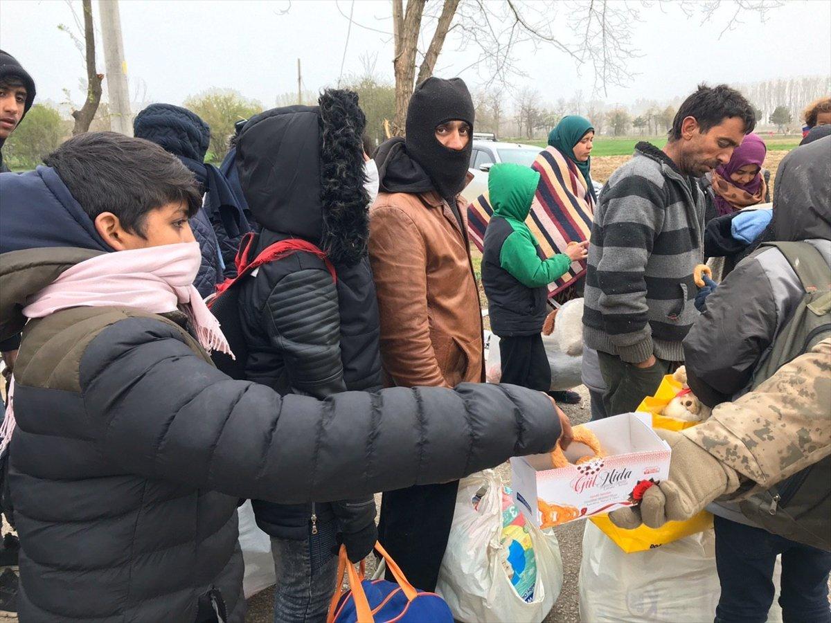 Mülteciler umudunu yitirdi, sınırdan ayrıldı