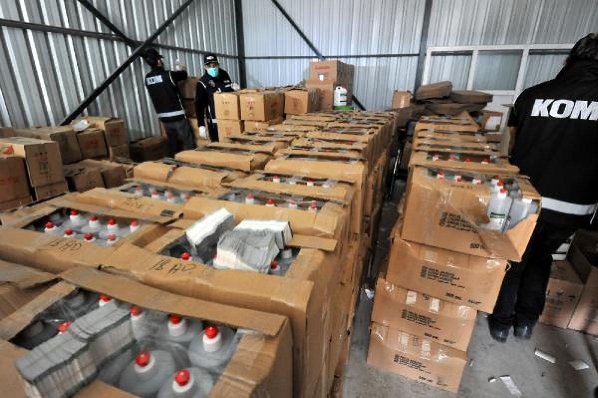 Kaçak 20 ton dezenfektan üreten şüpheliler serbest kaldı
