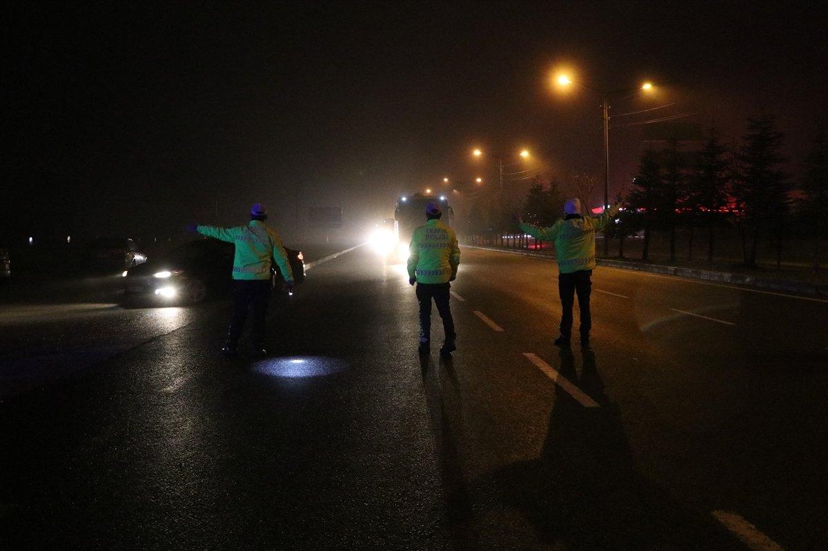 KKTC'den gelen 450 kişi, Niğde'de yurda yerleştirildi