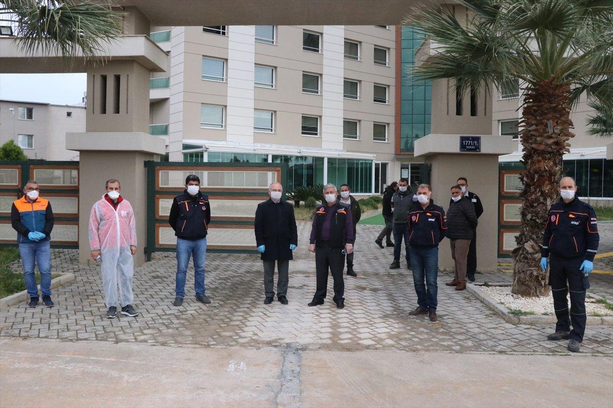 Etiyopya'dan getirilen 131 Türk, İzmir'de karantinaya alındı