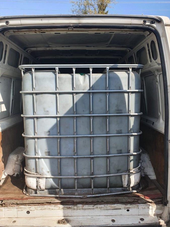 Antalya'da minibüste kaçak akaryakıt ele geçirildi