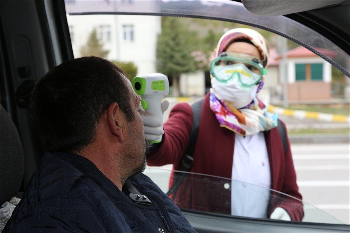 Prof. Dr. Ceyhan: Kontrollü yaşamaya devam