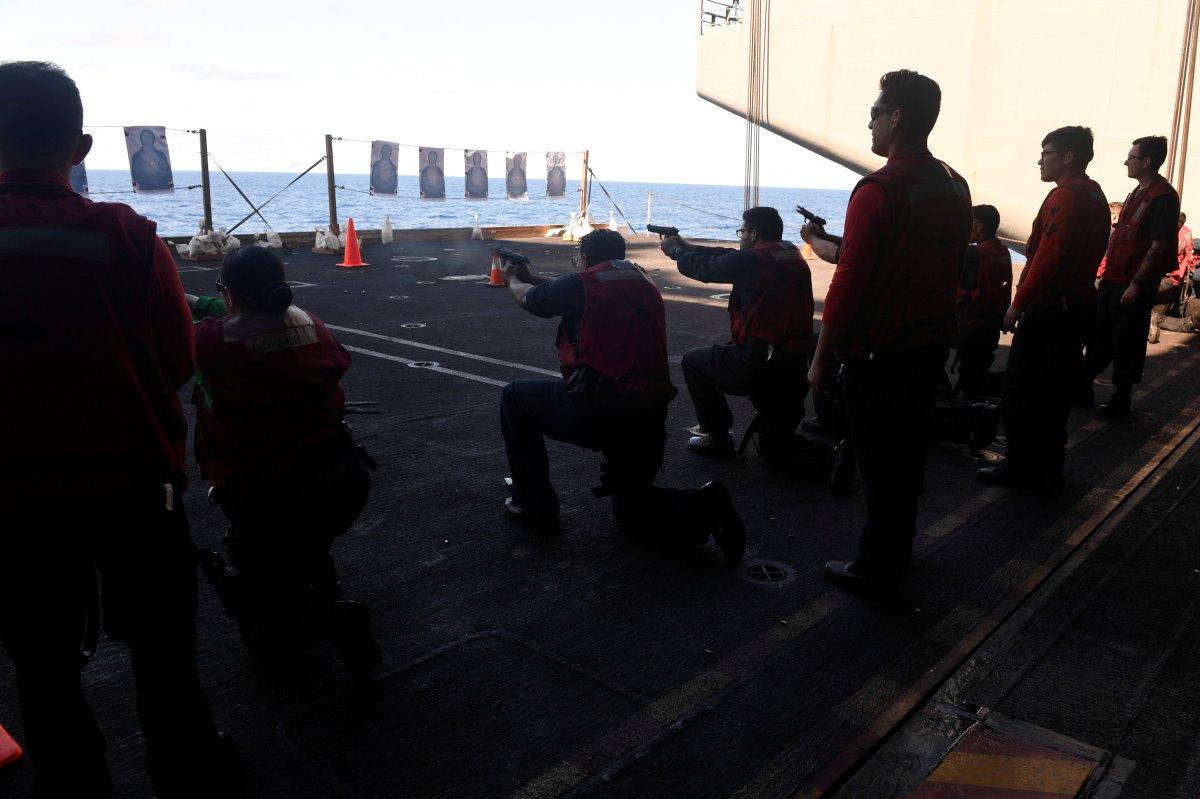 ABD uçak gemisinin kaptanı: Askerlerimi karantinaya alın