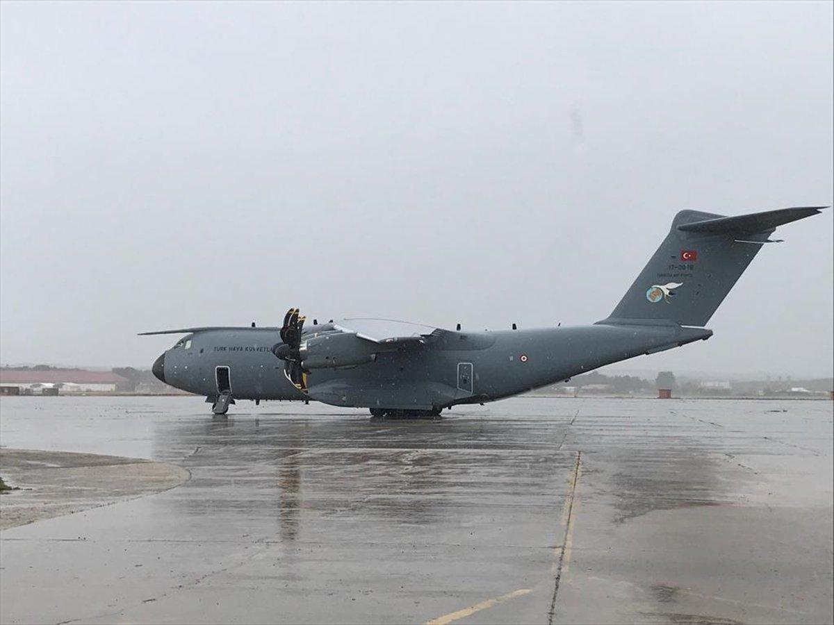 Sağlık malzemelerini taşıyan TSK uçağı İspanya'da