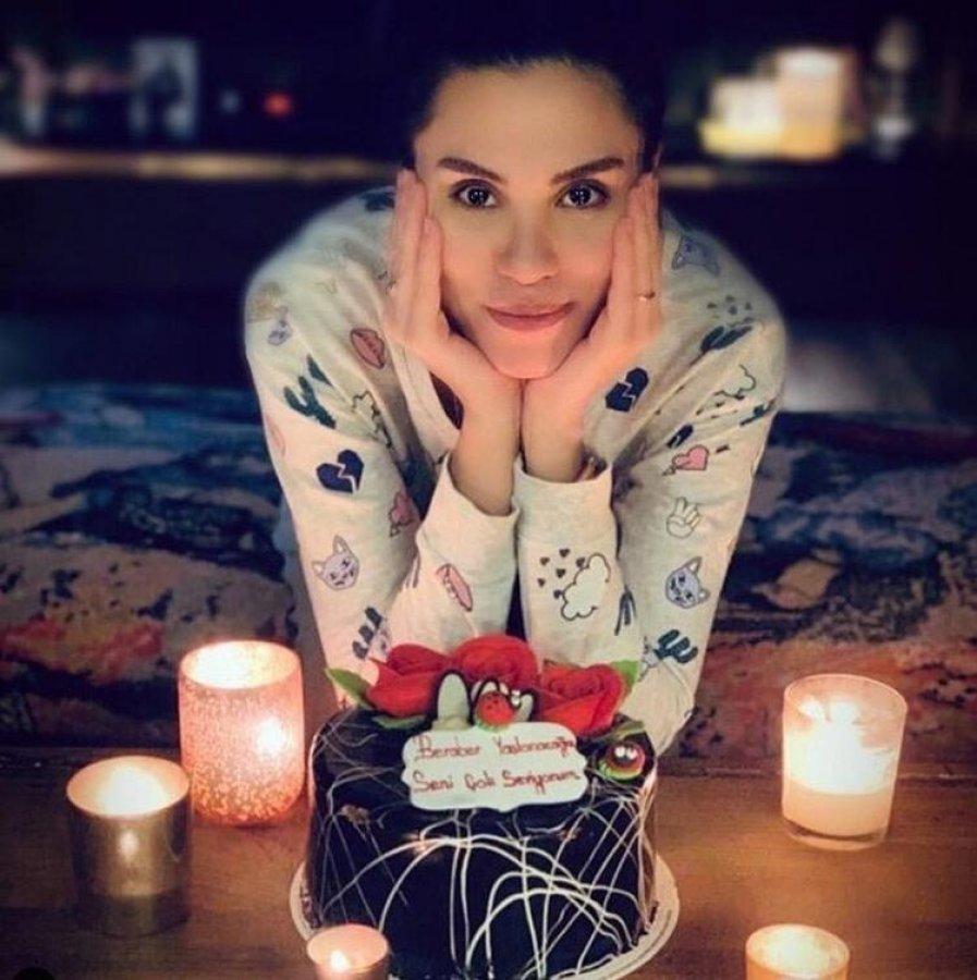 Caner Erkin'den Şükran Ovalı'ya: Kadınım