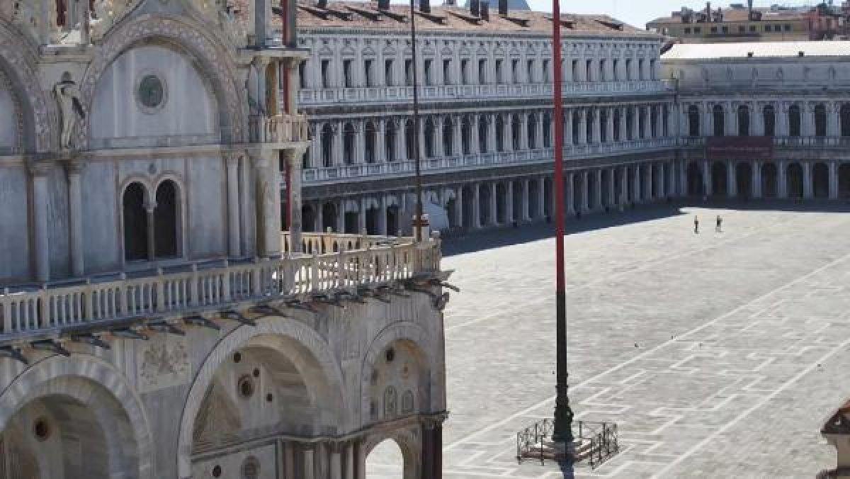 Koronavirüs kentleri ıssızlaştırdı