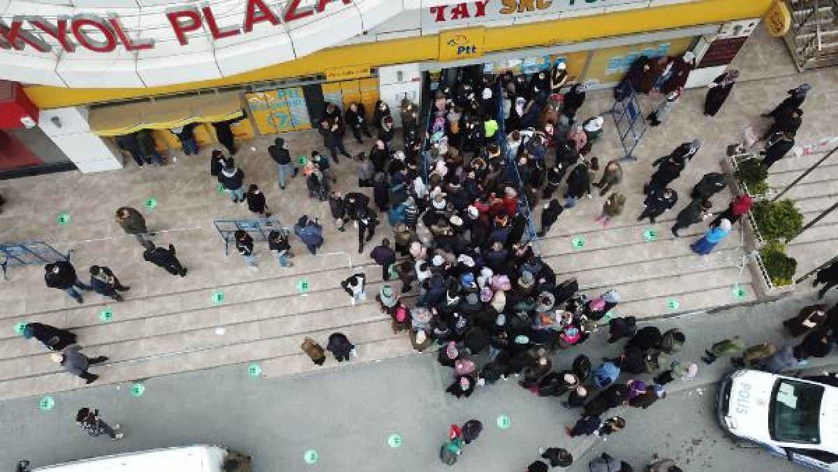 İstanbul'da yardım parasını almak isteyen PTT'ye koştu