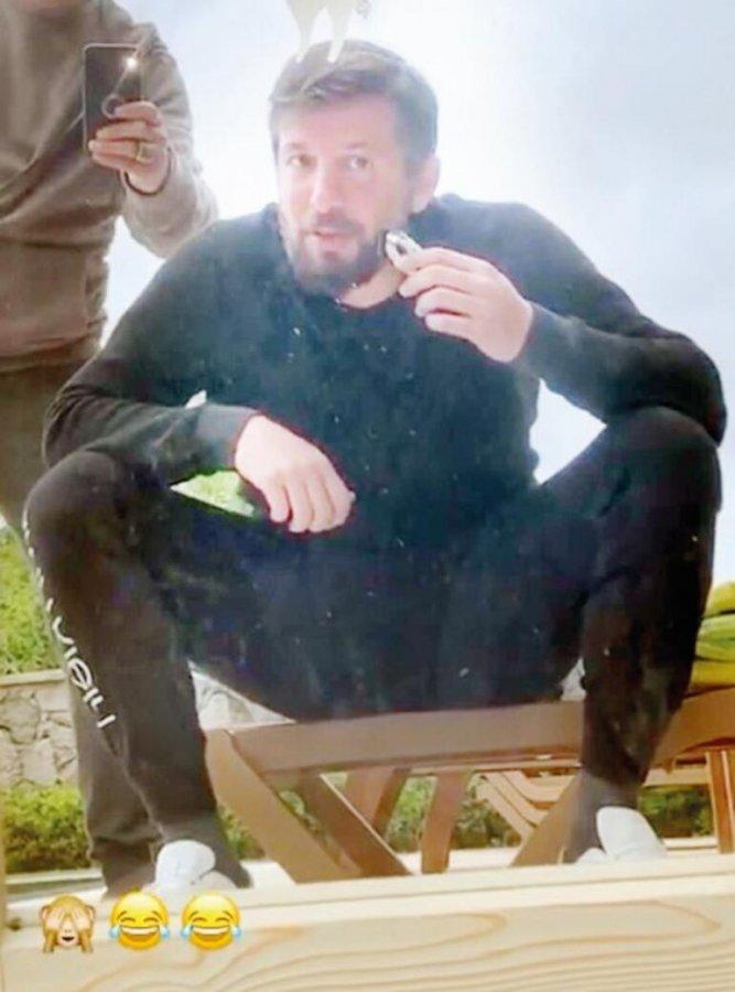 Kerem Tunçeri sakalları kesti