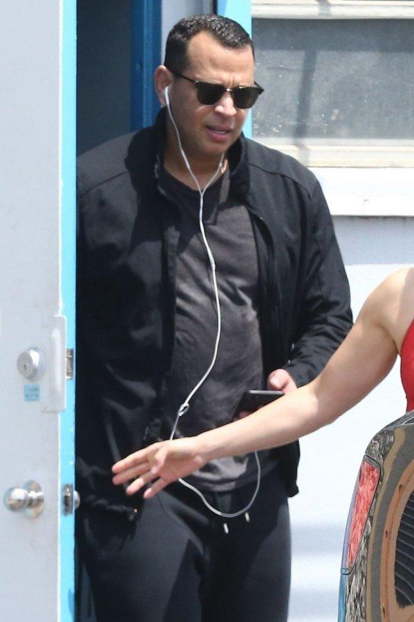 Jennifer Lopez, spor salonu kuralına uymadı