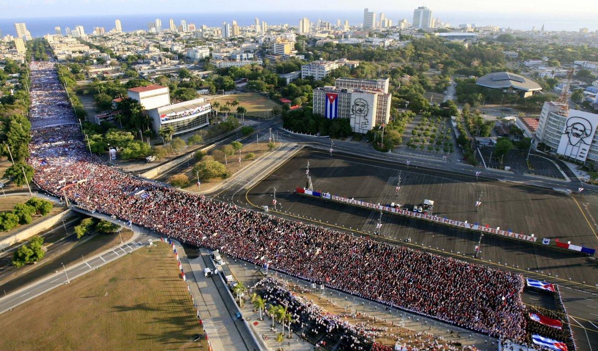 Küba'da 1 Mayıs kutlamaları iptal edildi