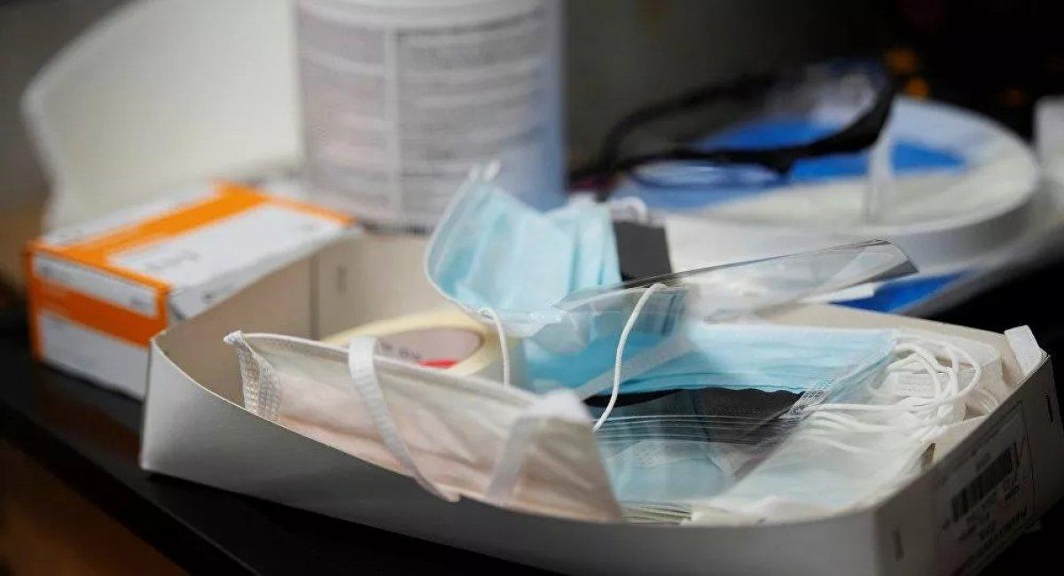 Çin, Fransa'nın maskelerini ABD'ye sattı