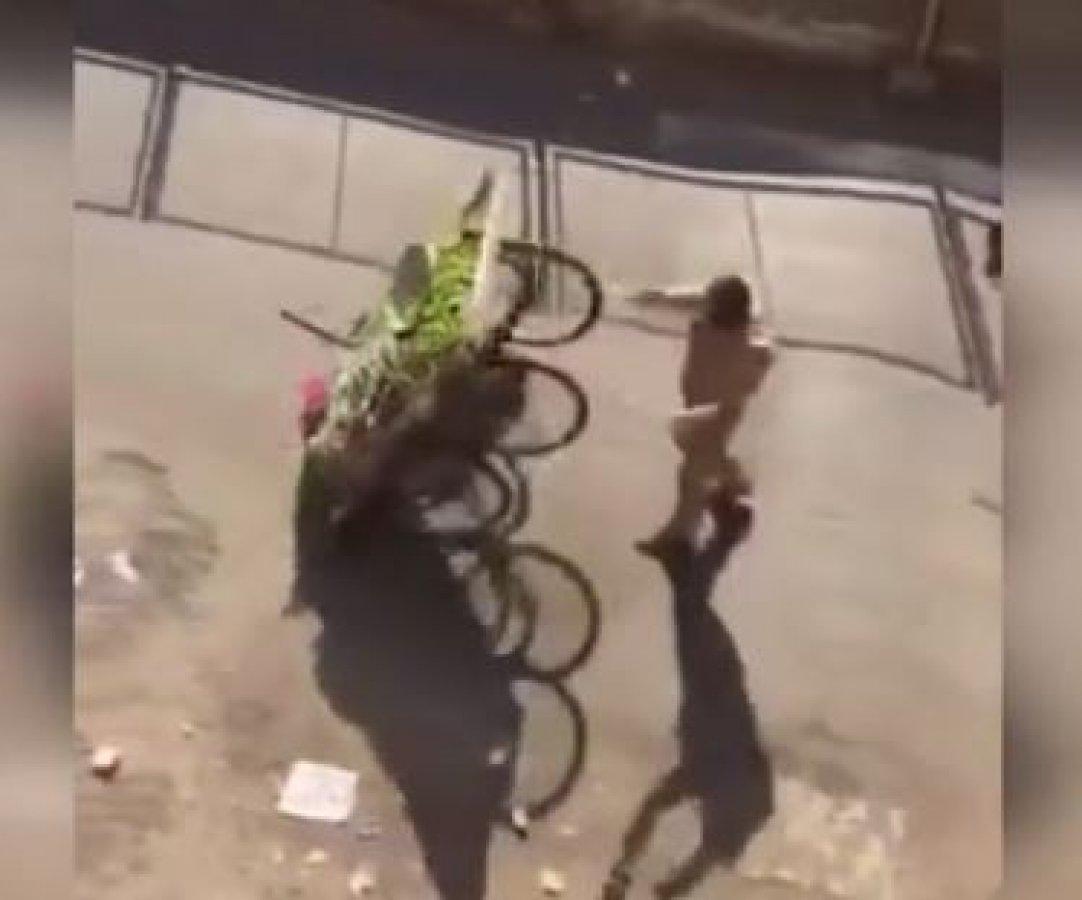 Hindistan'da seyyar satıcılara sert müdahale