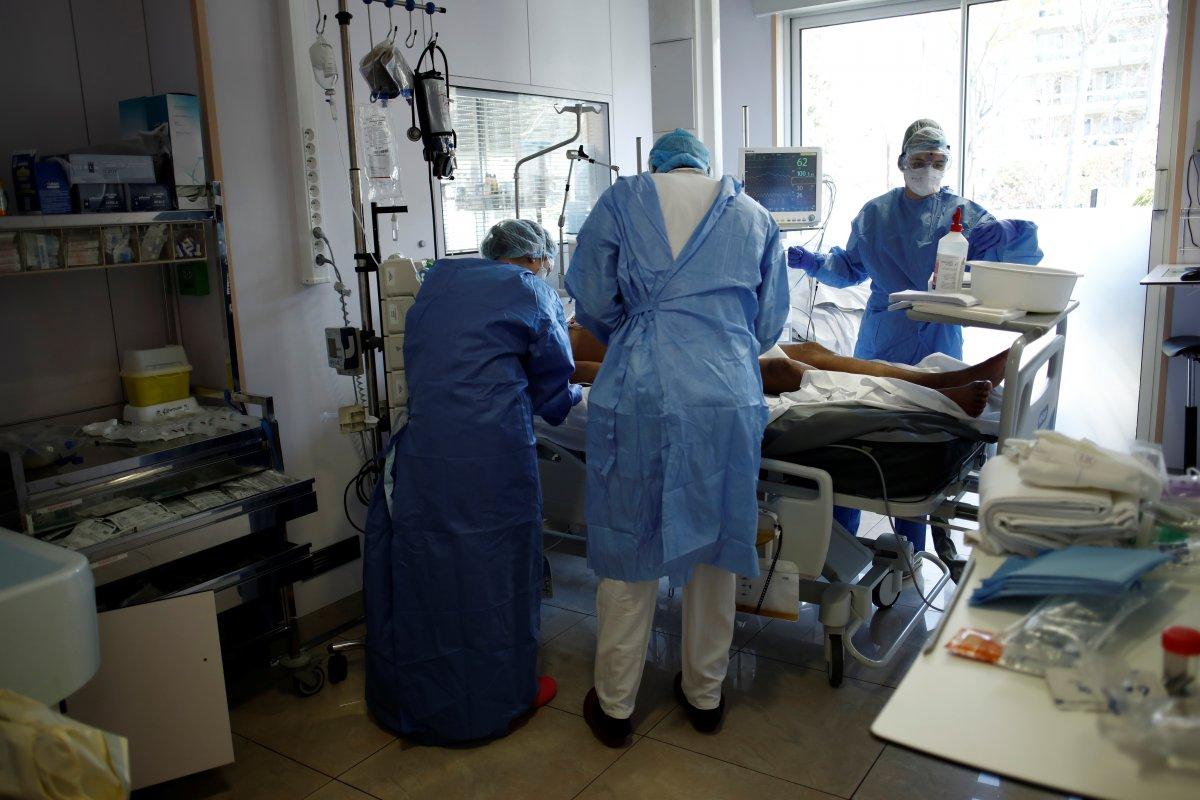 İngiltere'de korona hastaları ölüme terkedilebilecek