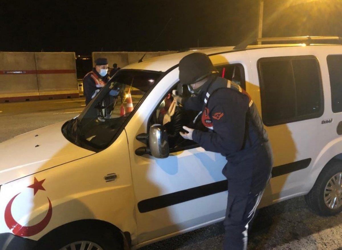 Ankara’nın giriş ve çıkışları araç trafiğine kapatıldı