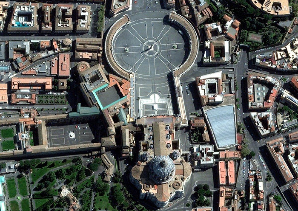 Vatikan, Palmiye Pazarı kutlamalarında boş kaldı