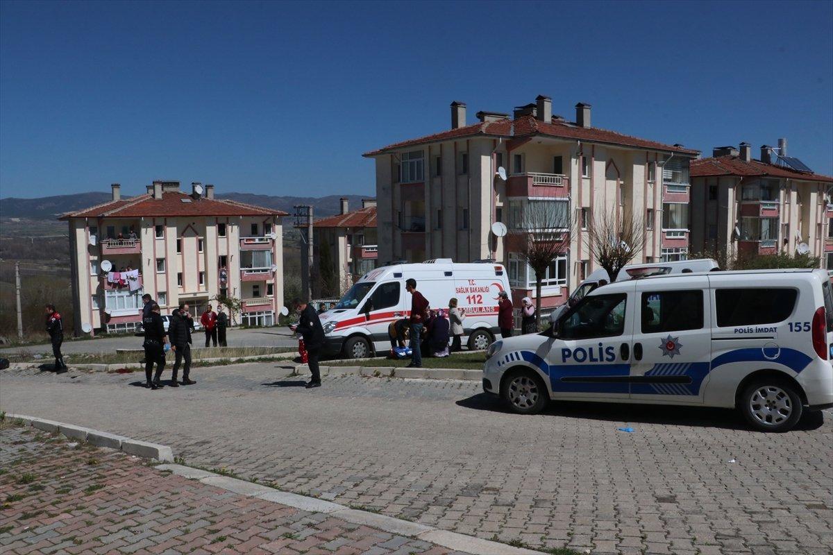 Komşusunu öldürdü, ardından intihar etti