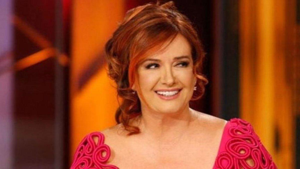 Müjde Ar: Koronavirüs yüzünden torunlarımı göremiyorum