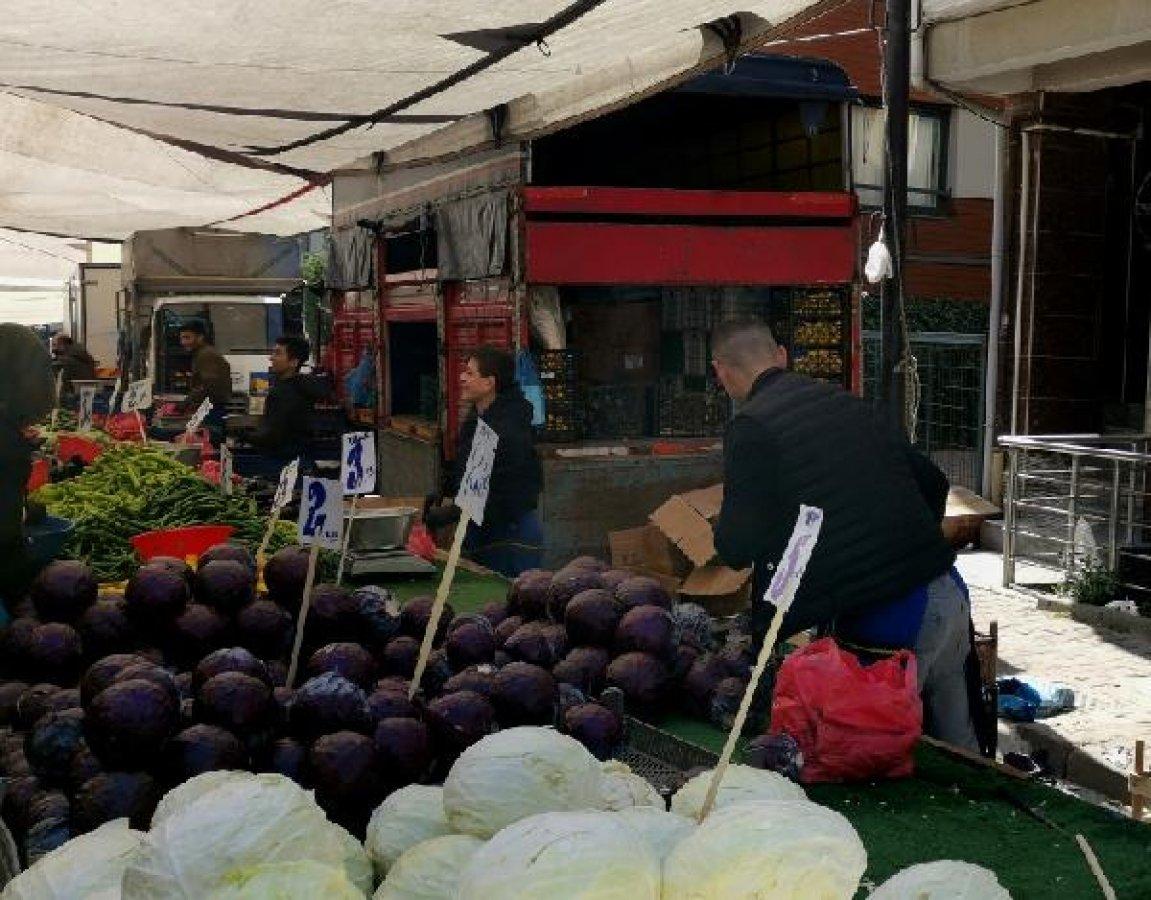 19 yaşındaki pazarcı: Genç adamı evde tutamazsın