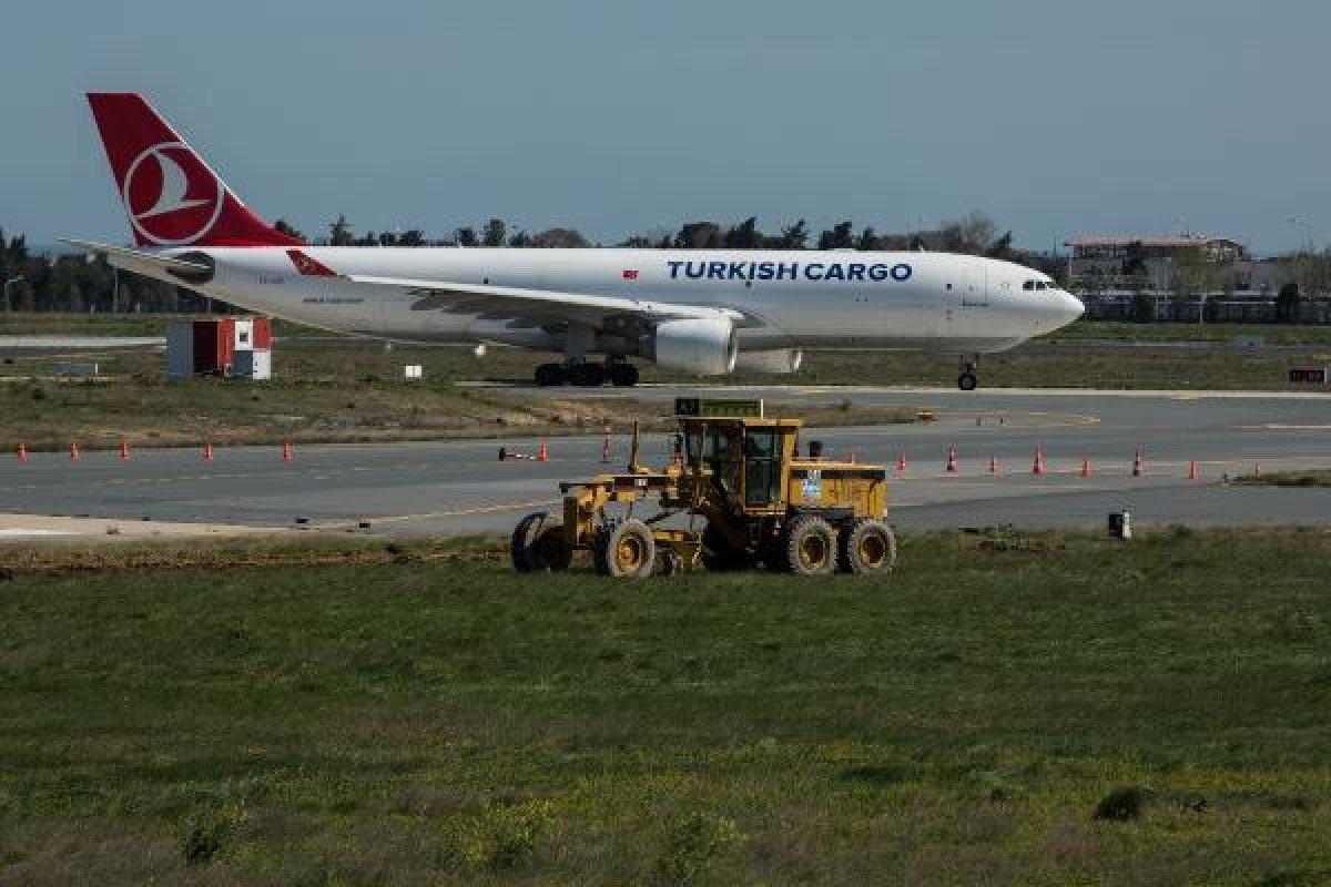 Atatürk Havalimanı'nda salgın hastanesi yapılmaya başlandı