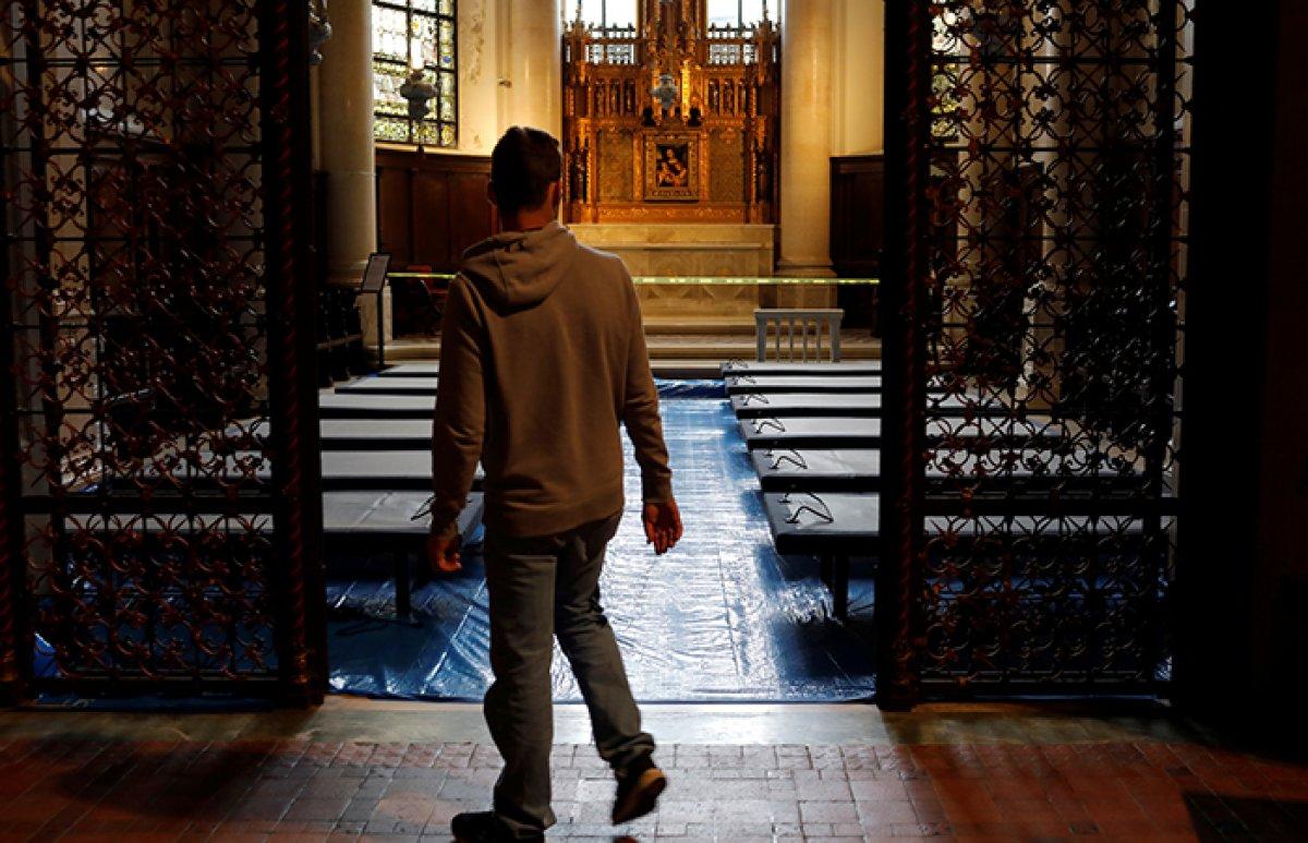 ABD'de kilise, koronavirüs hastanesine dönüştürüldü