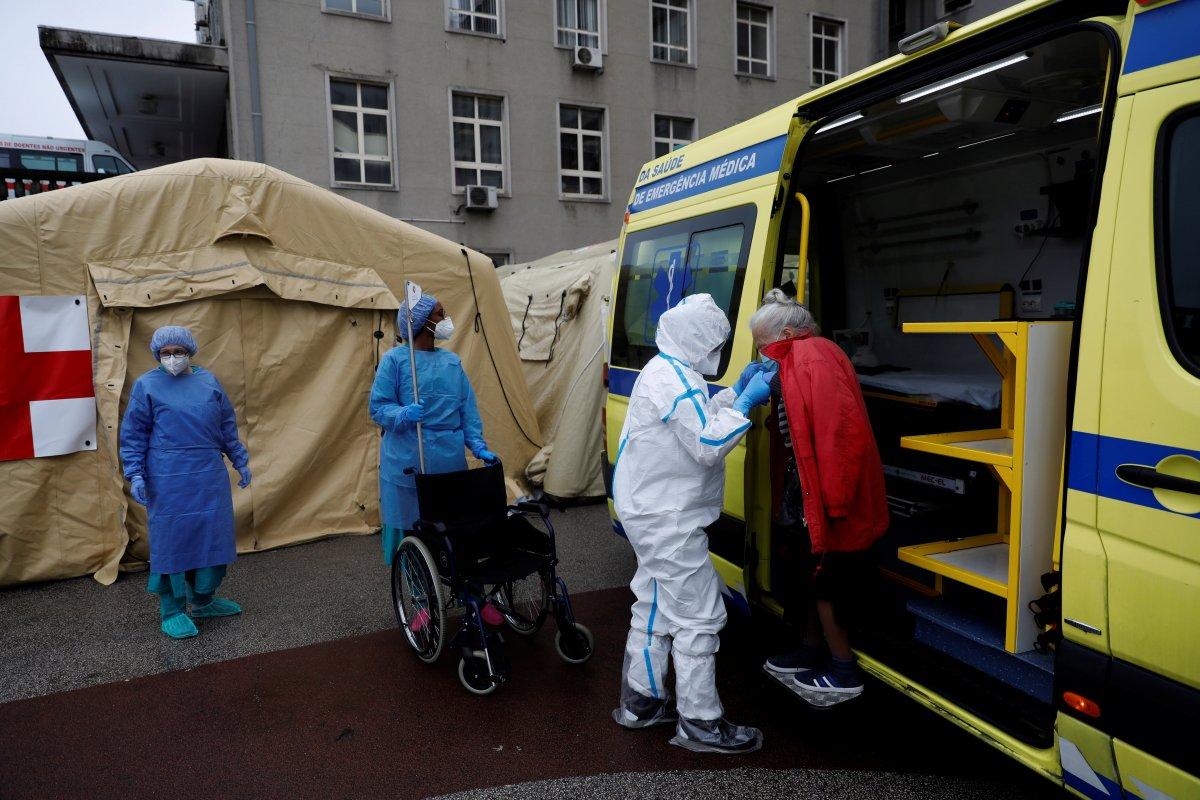 Koronavirüsten ölenlerin sayısı 90 bini aştı